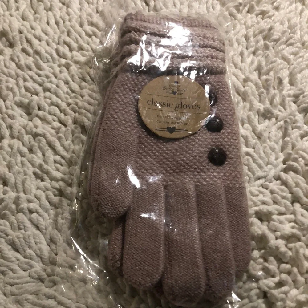 🚨B2G1 New BRITTS KNITS Pale Pink Brown Buttoned Classic Look Gloves